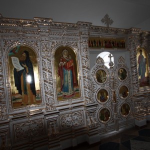 Иконостас Храма во имя Святых божьих строителей