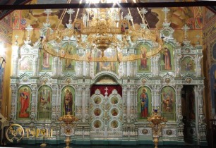 Иконостас Успенской церкви Печерско-Вознесенского монастыря в Нижнем Новгороде