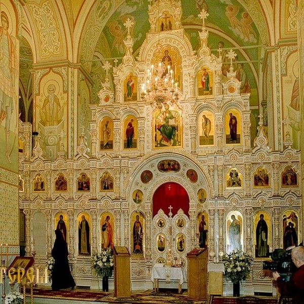 Фаянсовый иконостас в Церкви Рождества Христова г. Арзамас Нижегородская обл.