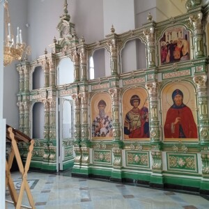 Фаянсовый иконостас изготовление