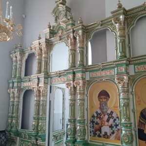 Керамический иконостас в Барнауле