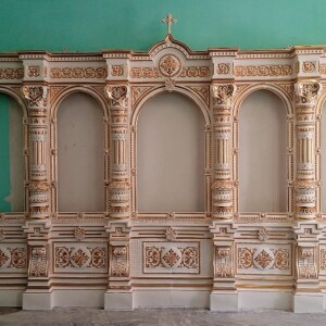 Иконостас для храма из фарфора
