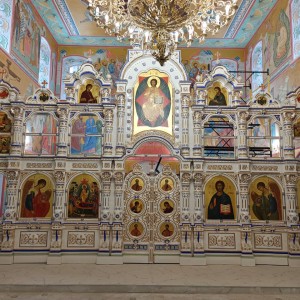 Керамический иконостас в храм