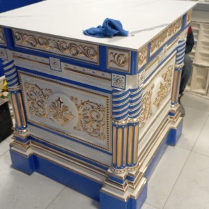 Заказать престол, жертвенник