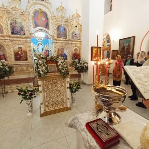 Фаянсовый иконостас