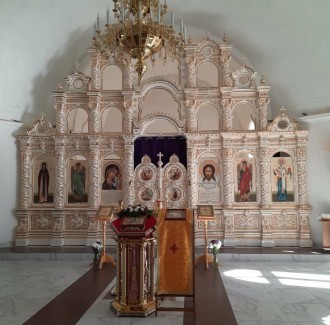 Заказать фаянсовый иконостас с золотом
