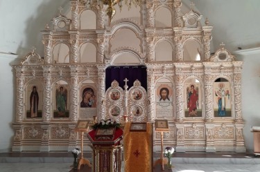 Заказать фаянсовый иконостас с золотом